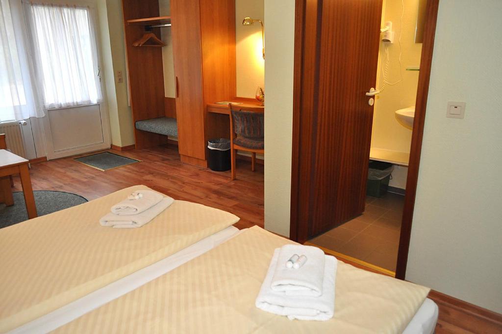 Gaestehaus Lietzow & Stoertebeker Camp المظهر الخارجي الصورة